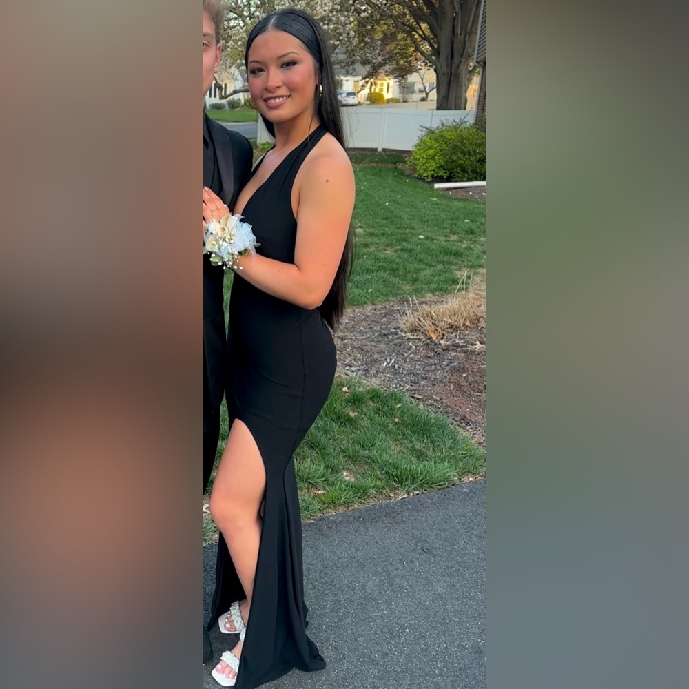 Club L London BLACK BACKLESS V PLUNGE HALTER NECK MAXI DRESS WITH SIDE SPLIT